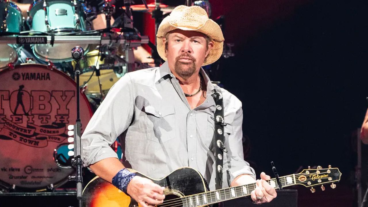 Toby Keith Weight Loss Why Is He So Skinny The Singer Then And Now