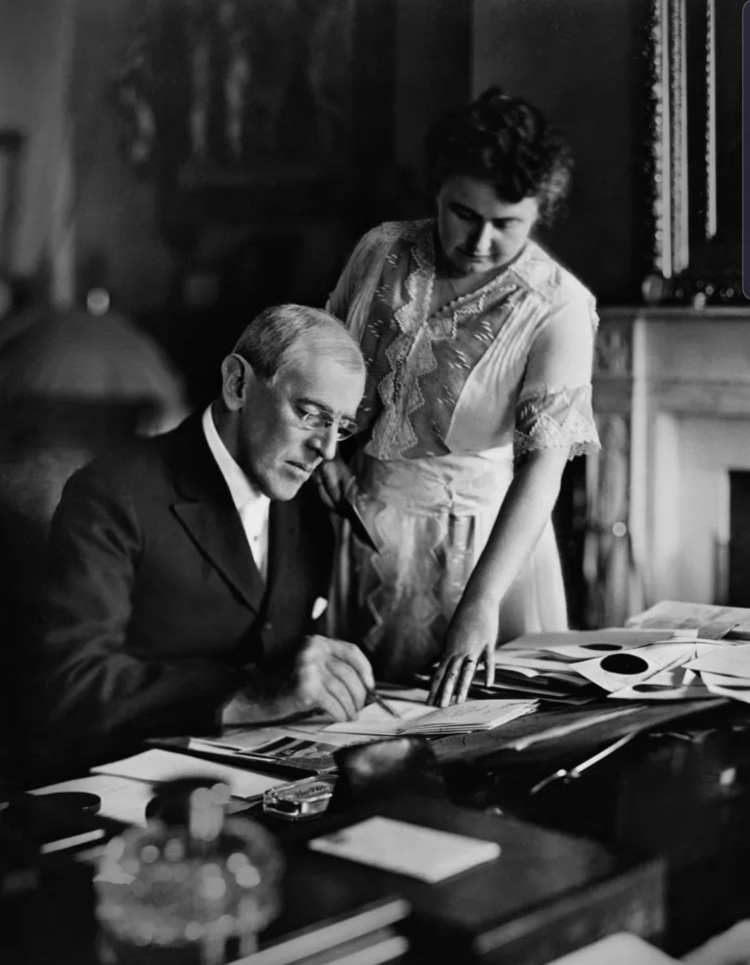 Woodrow Wilson Suffers Debilitating Stroke Oct 2 1919 Politico